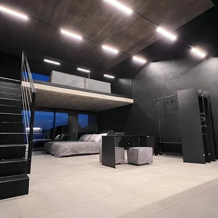 Murrae Loft *